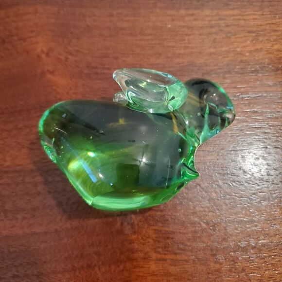 Vintage 1970s Silvestri Art Glass Green Bunny Rabbit Figurine Paperweight - Picture 4 of 9